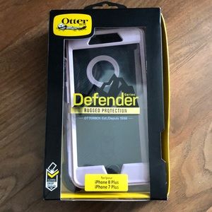 RESERVED FOR KATTMATT OtterBox Defender Rugged iPhone 7/8 PLUS